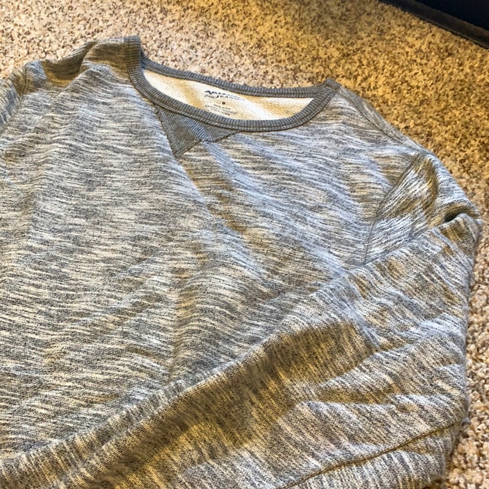arizona size m grey and white sweater
